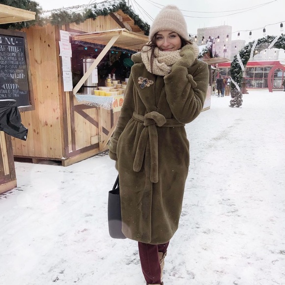 Faux fur  green warm coat - Picture 5 of 11